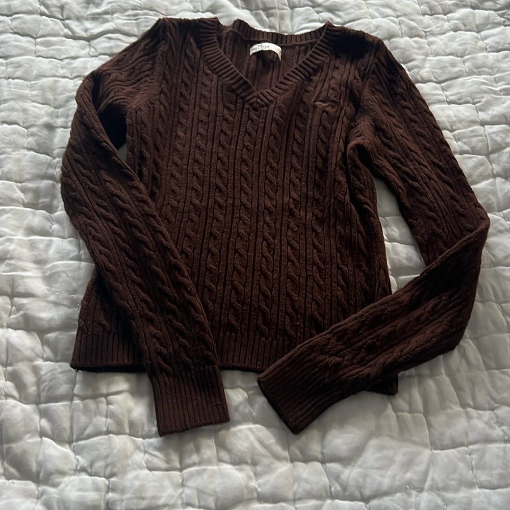 -Hollister knit sweater